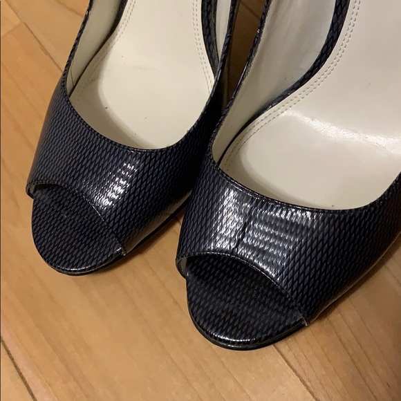 Enzo Anglioni 3.5” inch heels - Picture 2 of 8